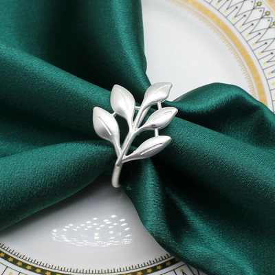 Δαχτυλίδι χαρτοπετσέτας από κράμα 8 τμχ Δαχτυλίδι χαρτοπετσέτας με φύλλα από κράμα χρυσό ασημένιο δαχτυλίδι για πετσέτα θήκης για τα Χριστούγεννα των Ευχαριστιών Διακόσμηση δείπνου γάμου HWL06