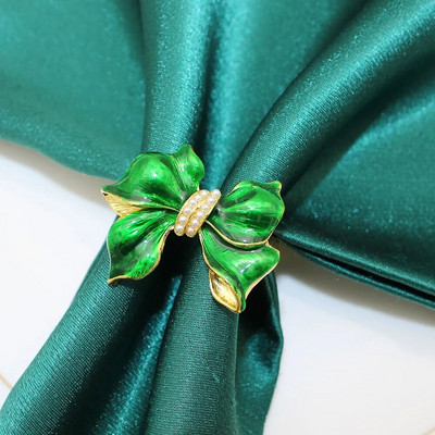 8Gb Red Bowknot salvešu gredzeni Butterfly Daisy ziedu salvešu turētājs Pateicības Ziemassvētku kāzu ballītes galda dekorēšanai HWE30