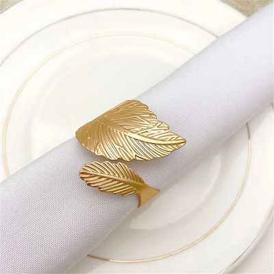 12 db Arany levelű szalvéta gyűrűk toll kivitelű szalvétatartó vacsoraasztal dekorációhoz Hálaadás esküvői karácsonyi dekoráció ERL05