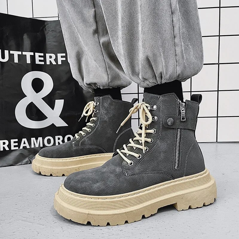 Cizme pentru bărbați 2023 Cizme noi de motocicletă din piele neagră Partea superioară înaltă în stil britanic China-Chic Port Style Cizme din piele Pantofi pentru bărbați