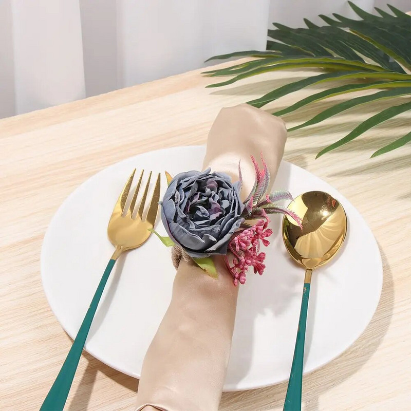 Galda noformējums, rokām darināts kāzu salvešu sprādžu turētājs, simulācijas rožu salvešu gredzens ēdamistabas turētājs Mākslīgās rozes