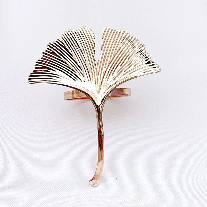 6gab./partija Ginkgo lapu salvešu gredzens metāla salvešu poga Viesnīcas auduma salvešu gredzenu galda noformējums