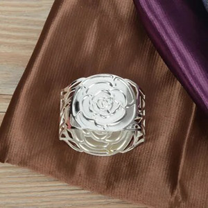 SHSEJA 1db/tétel Esküvői étterem szalvéta gyűrű gyönyörű rózsák szalvéta csat hotel bankett szalvéta gyűrű asztali dekoráció