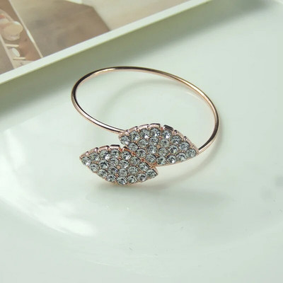 6 τμχ/ παρτίδα Flower πετσέτα δαχτυλίδι Νυφική θήκη χαρτοπετσέτας Μεταλλική χαρτοπετσέτα κύκλος φύλλο χαρτοπετσέτας πόρπη για πάρτι Διακοσμητικό γιορτινό τραπέζι