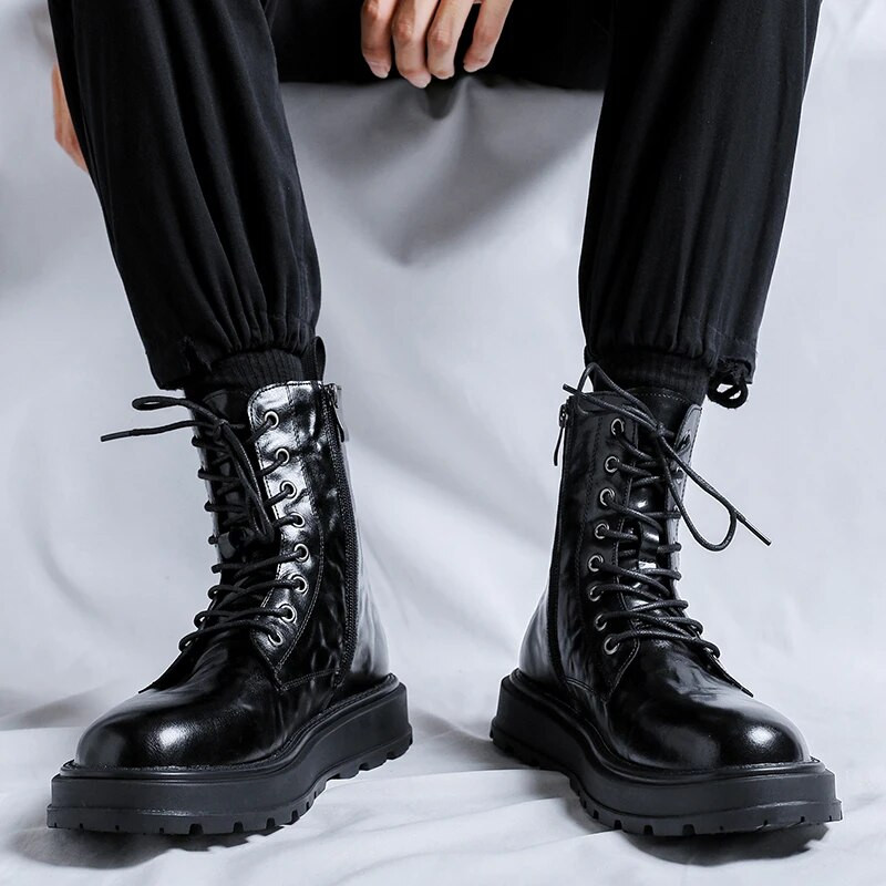 Επώνυμα  Ανδρικές Μπότες με κορδόνια Αναπνεύσιμα ψηλά παπούτσια Υπαίθρια περιστασιακά ανδρικά μηχανοκίνητα δερμάτινα μποτάκια Fashion Botas Homme