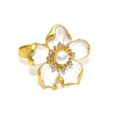 6db/tétel Új ötszirmú virág szalvétagyűrű ötvözet fehér virág szalvétagyűrű esküvői asztaldísz