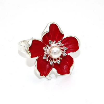 6db/tétel Új ötszirmú virág szalvétagyűrű ötvözet fehér virág szalvétagyűrű esküvői asztaldísz