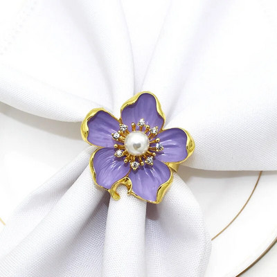 6db/tétel Új ötszirmú virág szalvétagyűrű ötvözet fehér virág szalvétagyűrű esküvői asztaldísz