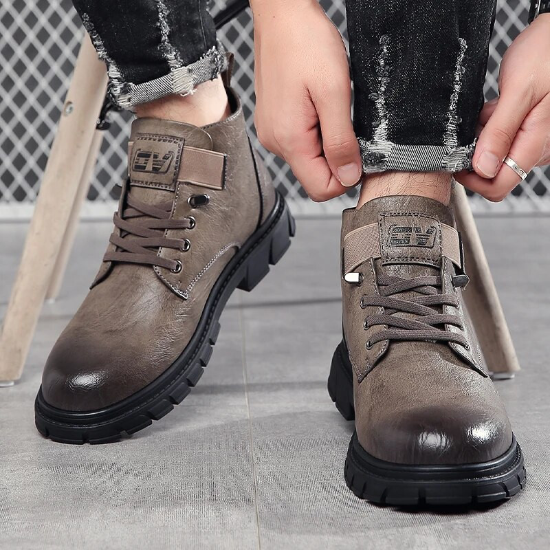 Vīriešu uzlabotas luksusa zīmola biznesa sarunas kāzu ballīte Britu modes apaļa galva, mīksta elpojoša apakšdaļa Chelsea zābaki