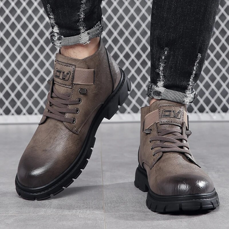 Vīriešu uzlabotas luksusa zīmola biznesa sarunas kāzu ballīte Britu modes apaļa galva, mīksta elpojoša apakšdaļa Chelsea zābaki