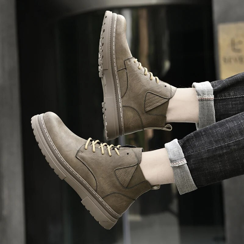 Μποτάκια ταξιδιού εξωτερικού χώρου Ανδρικά ζεστά βελούδινα μποτάκια Αντιολισθητικές μπότες χιονιού Tooling Πολυτελή μάρκα μπότες Walk Υποδήματα