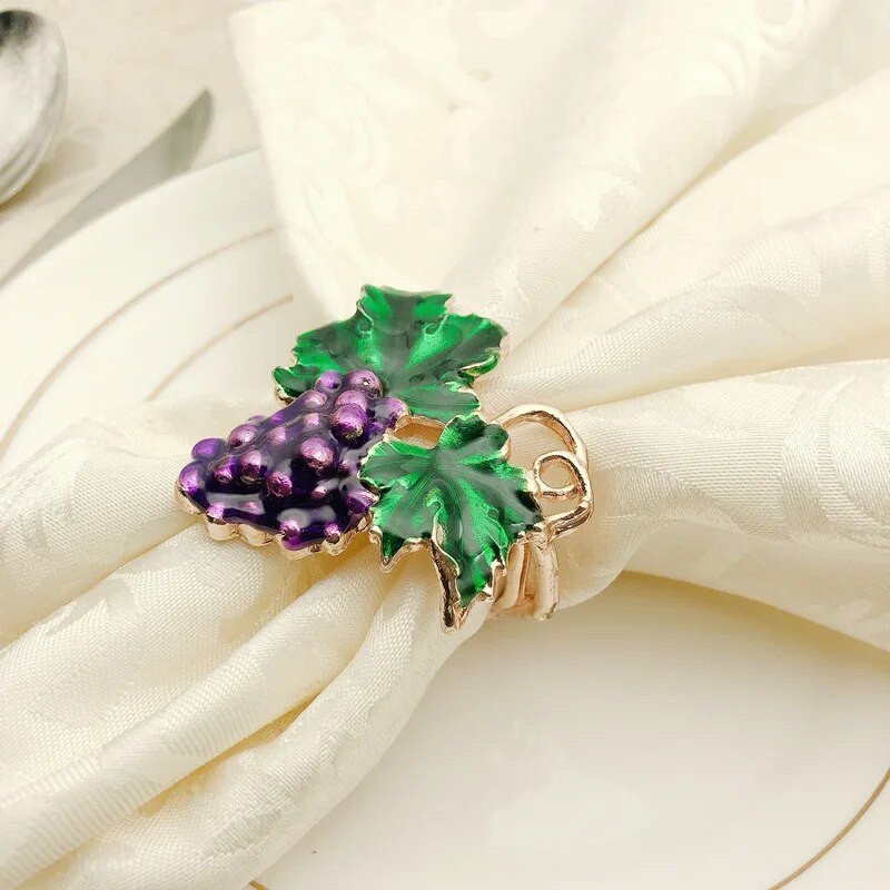 6 τμχ/παρτίδα Δαχτυλίδι για χαρτοπετσέτες ξενοδοχείου Western Food Φρούτα σταφύλι Δαχτυλίδι πετσετών Κουμπί χαρτοπετσέτας Διακόσμηση τραπεζιού για την ημέρα του Αγίου Βαλεντίνου