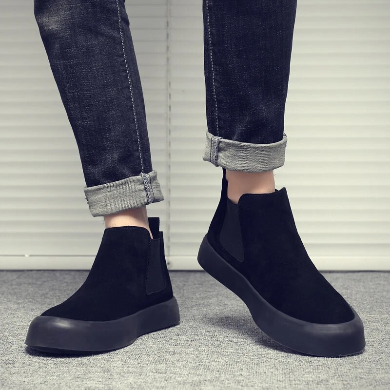 Uued kõrge ülaosaga moesaapad Chelsea meeste saapad Briti vintage nahast saapad meeste vabaaja mustad platvormkingad meestele