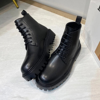 2023 Ανδρικά αθλητικά παπούτσια μοτοσυκλέτας για εξωτερικούς χώρους Zapatillas Hombre Μπότες Πλατφόρμας Chelsea Ένδυση εργασίας Ψηλά τοπ βρετανικά ρετρό ανδρικά παπούτσια