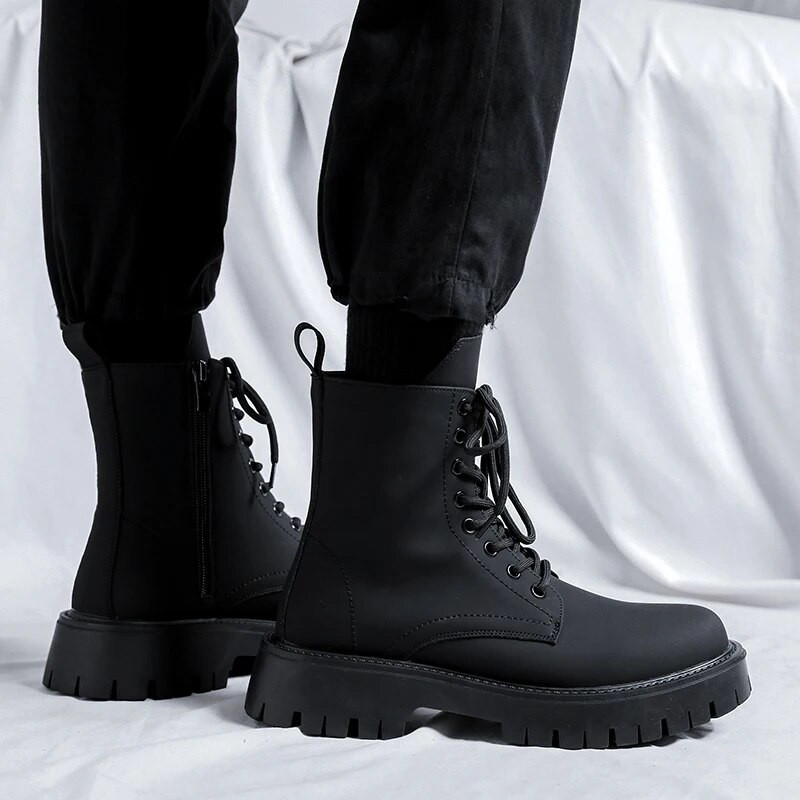 Britu stila zābaki ar biezu zoli Vīriešu īsi zābaki Motozābaki Kovboju zābaki Augstas kvalitātes augstas kvalitātes ādas zābaki vīriešiem