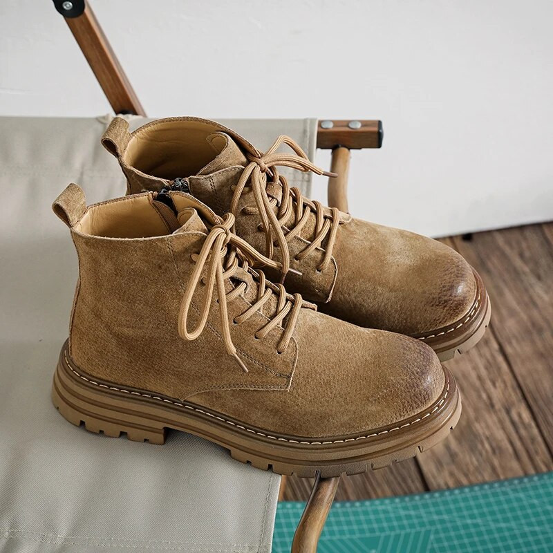 Suede δερμάτινες ανδρικές μπότες ZSAUAN βρετανικές ανδρικές μπότες casual Work Cowboy Παπούτσια μεσαίου τακουνιού Man Vintage Brogue Boots Cowboy