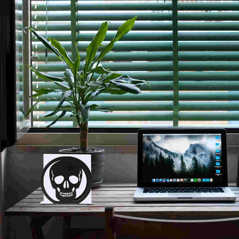 Ēdamistabas salvešu turētājs salvešu dozēšanas statīvs Brīvi stāvošs salvešu turētājs Helovīna mājas dekorēšanai galvaskausa audu dozators