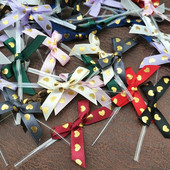 50db/csomag 45mm arany szív vegyes masni Valentin-napi dekorációhoz Ajándékcsomagolás Kézzel készített barkács készítés ruhakiegészítők