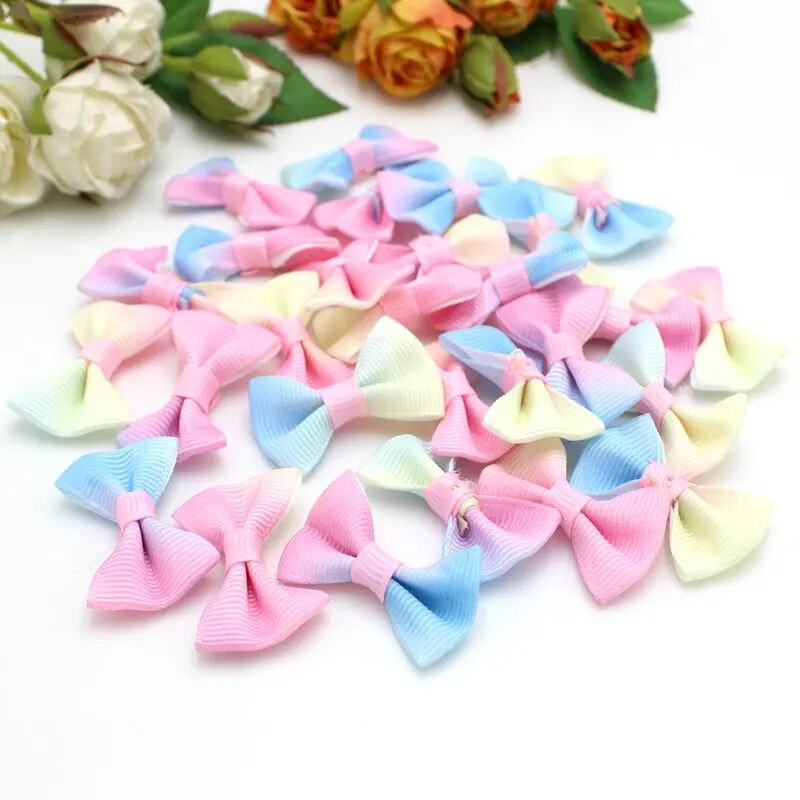 30gab./partija daudzkrāsu Mini maza apdruka lente Bow Pet Bowknot Craft ONLY BOW BEV CLIPS DIY Kāzu dekoru aksesuāri