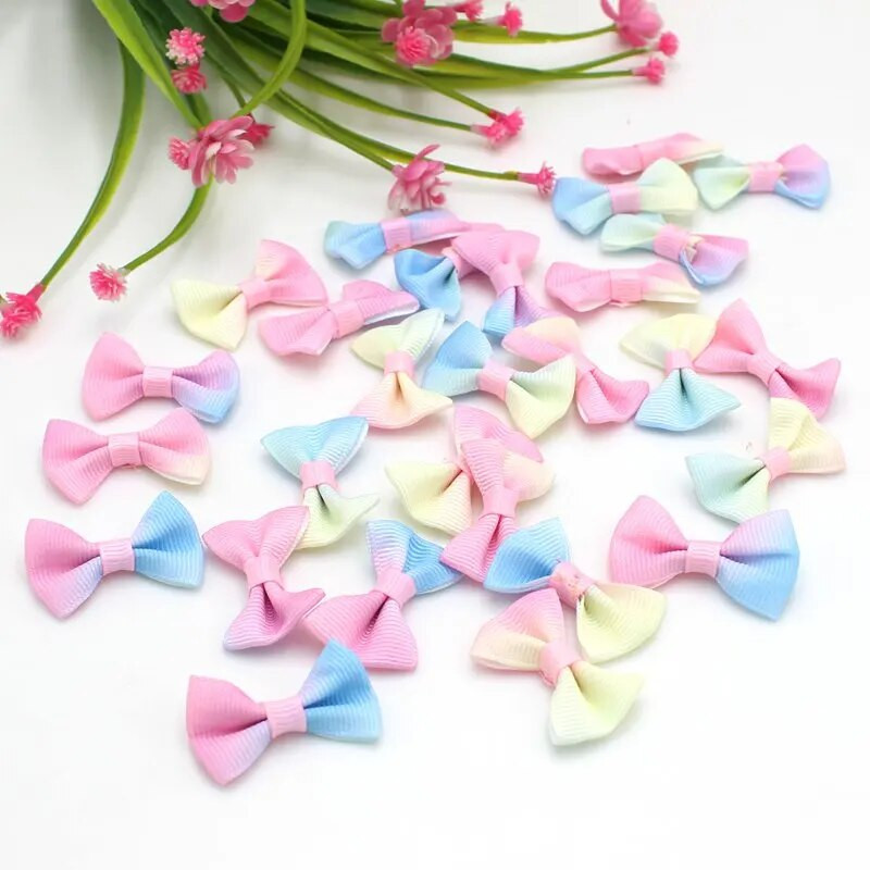 30gab./partija daudzkrāsu Mini maza apdruka lente Bow Pet Bowknot Craft ONLY BOW BEV CLIPS DIY Kāzu dekoru aksesuāri