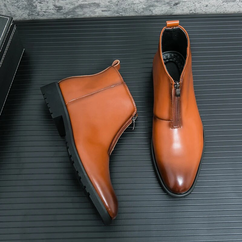 Pārdodu vīriešu ādas zābaki ziemas smaili Chelsea zābaki vīriešu biznesa apģērbi zābaki līgavaiņa kāzu apavi