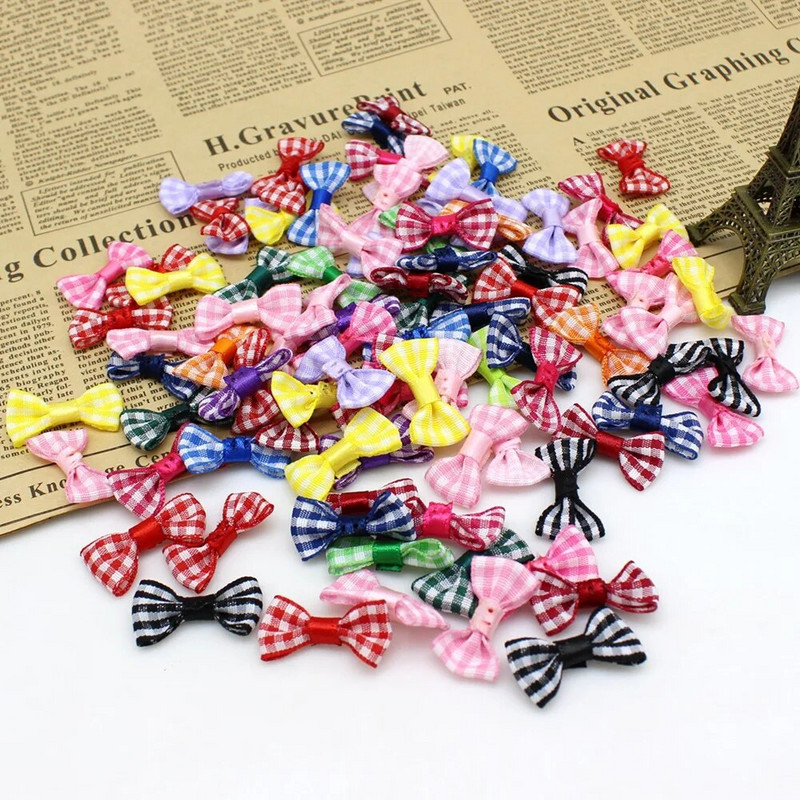 50/100gab 15-30mm Mini lentes tauriņš Krāsainas lentes bantes Maza izmēra poliestera satīna lentes tauriņš DIY Amatniecības dekorēšana