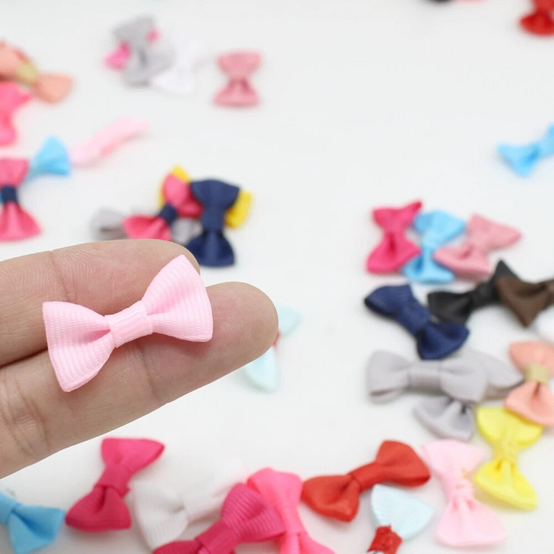 50/100tk 15mm-30mm Mini keermestatud lindiga kikilipsu segu juuste aksessuaarid Väikesed satiinpaelaga vibud Lillede aplikatsioonid õmblema käsitöö