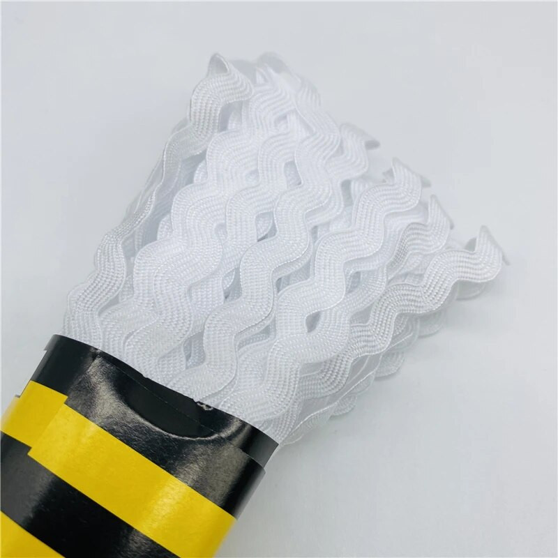 15 jardi/partii 6 mm siksakpaelad polüesterlint DIY käsitsi valmistatud materjal pulmapeo jaoks jõulukaunistusega vibu lint