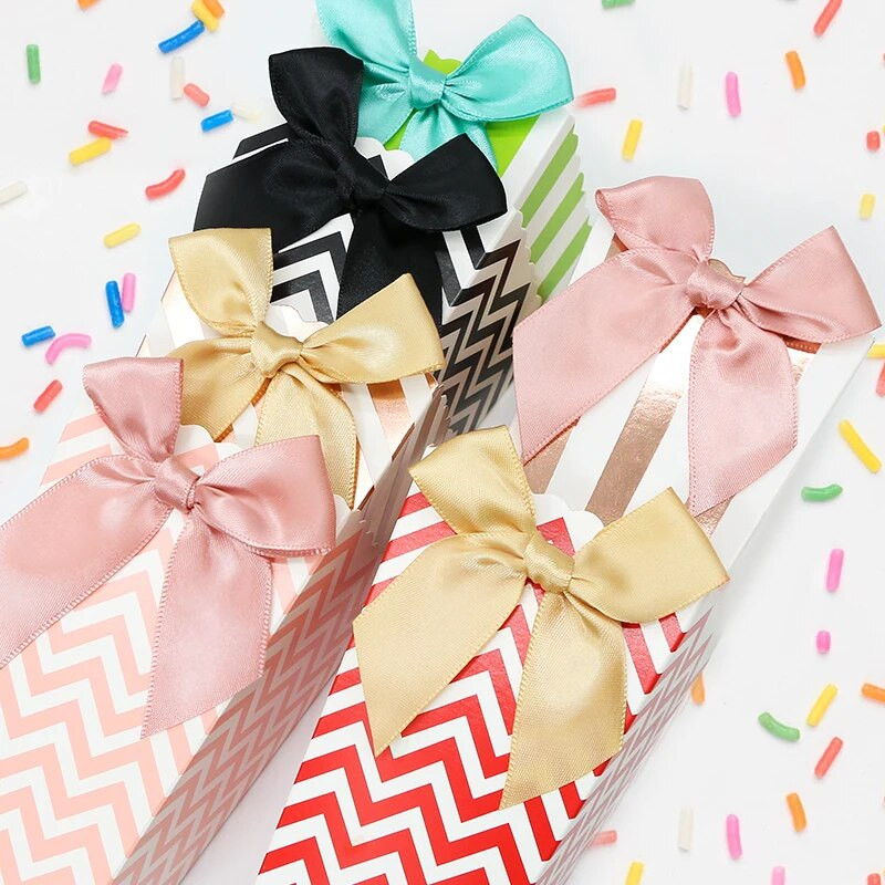 50 DB Rózsaszín szatén szalag masni Dekoráció Kis masnival ajándék masni kézművességhez Virág esküvői masni születésnapi barkácsolás party dekoráció