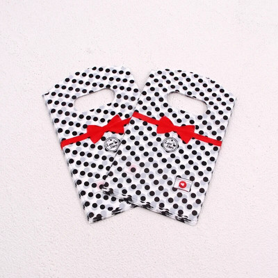 50 vnt. / partijos kelių modelių mažas plastikinis maišelis 9x15 cm butiko dovanų maišelis su rankenomis Gražūs žavesiai Auskarai Papuošalų pakavimo maišeliai