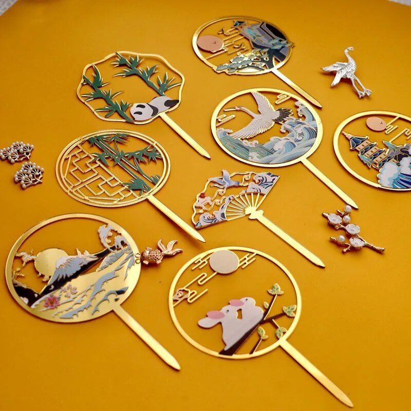 Naujas kūrybingas su gimtadieniu torto užpilas, spalvotas gyvūninis akrilinis gimtadienio vakarėlis, papuošti berniuko mergaičių torto dovanų reikmenis