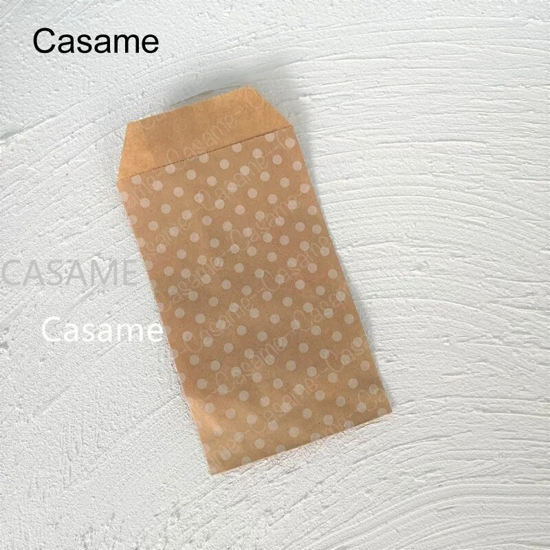 50 vnt mažo maišelio maišelis Mini taškinis kraftpopierinis maišelis Vestuvių vakarėlio kvietimai sveikinimo atvirukai Popierinis dovanų maišelis