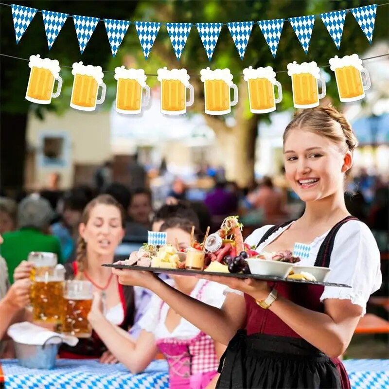 Miuncheno festivalio vakarėlis Alaus festivalio reklamjuostė Oktoberfest Karnavalas Gimtadienio vakarėlio fonas Kabanti palaidinė girlianda Dekoratyvinė