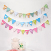 Сладък анимационен цветен дървен кон Триъгълник Флаг Парти за рожден ден Baby Shower Фон за детска градина Висящ гирлянд от овесарка