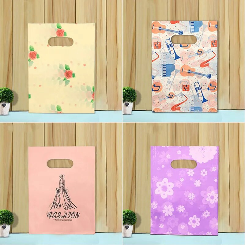 50 vnt 15x20cm / 20x30cm mažas papuošalų maišelis Mielo rašto plastikinis maišelis su rankena Dovanų maišeliai Saldainių sausainių vakarėlio pakavimo maišelis