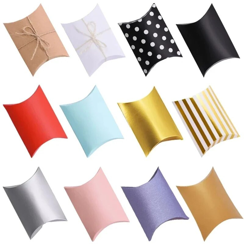 10/20/30 vnt. Pagalvės saldainių dėžutė Kraftpopierinė Kalėdų dovanų pakavimo dėžutės Saldainių maišeliai Vestuvių pasiūlymai Gimtadienio dekoracijos