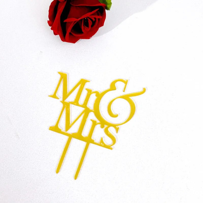Naujas „Mr&Mrs Cake Topper“ auksinis akrilas „Mrs Wedding Cake Topper“ sužadėtuvių vakarėlis Vestuvių tortų papuošimai „Mariage Party Preces“