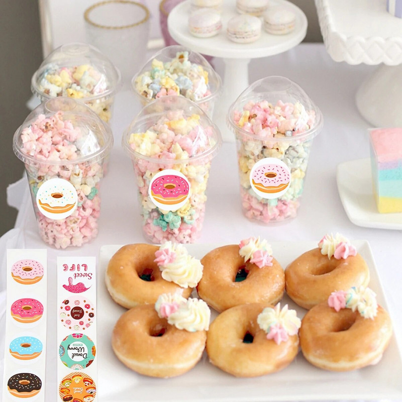 500 vnt. spurgų lipdukai 8 dizainai Skanus desertas, atrodantis rankų darbo spurgų etikečių lipdukai, skirti pyrago duonai kepti