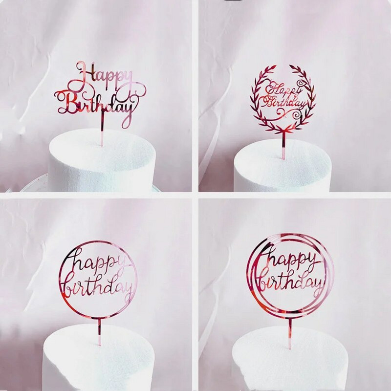 Naujas kūrybingas rožinės spalvos aukso spalvos pyragas su gimtadieniu