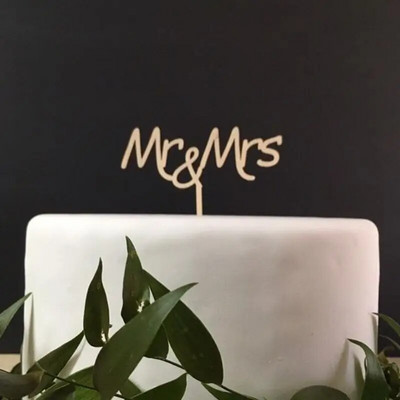 New INS Wooden Mr&Mrs Wedding Cake Topper Love Mrs Cake Topper for Wedding Engagement Party Cake Decorations Προμήθειες πάρτι