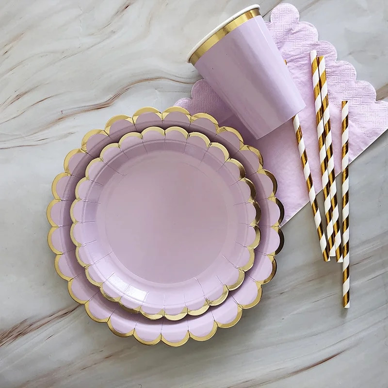 Χρυσά σετ επιτραπέζια σκεύη μιας χρήσης Μωβ χάρτινα πιάτα για πάρτι για μωρό ντους προμήθειες για πάρτι γενεθλίων Μπομπονιέρες γάμου για καρναβάλι
