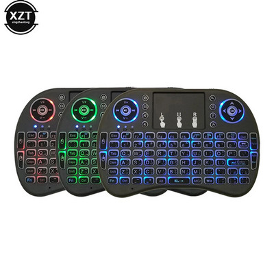 Uus taustvalgustusega inglise vene hispaania araabia heebrea 2.4G Air Mouse kaugpuuteplaat Android TV Box PC I8 Mini juhtmeta klaviatuur