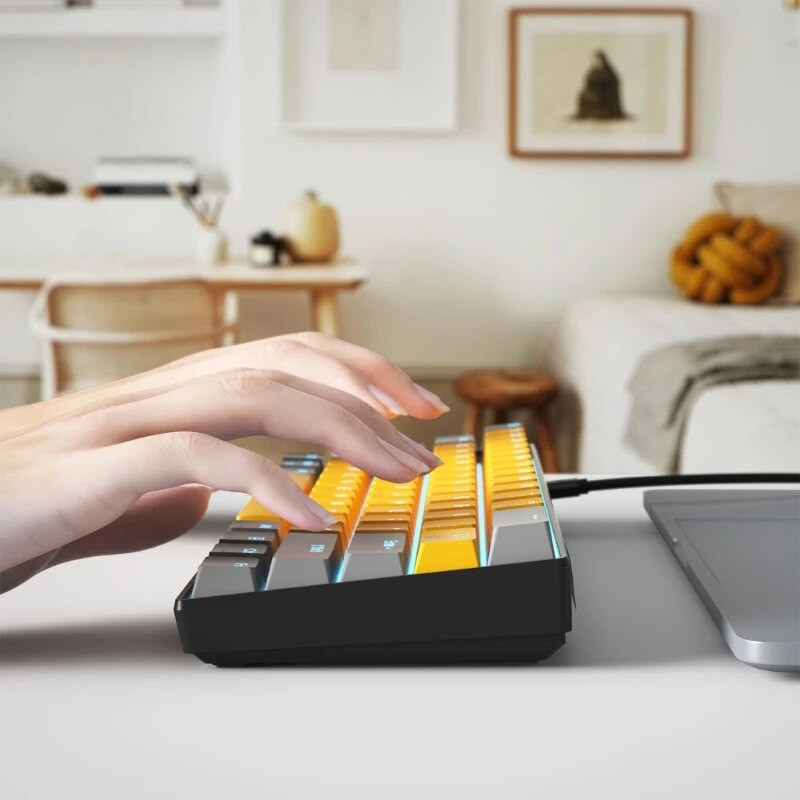 60% συμπαγές μηχανικό πληκτρολόγιο με μπλε προγραμματιζόμενο προσαρμοσμένο Hot Swap Πράσινο/Κόκκινο πληκτρολόγιο DIY για παιχνίδι υπολογιστή