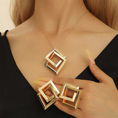 2 ΤΕΜ τετράγωνο σετ κοσμημάτων Κρεμαστό κολιέ Σκουλαρίκια σετ για γυναικείο πάρτι Κοσμήματα Δώρο σε μοντέρνο στυλ