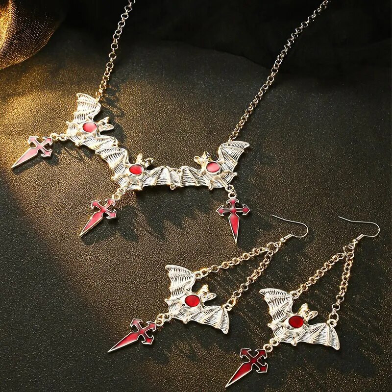 Σετ σκουλαρίκια με κολιέ γοτθική νυχτερίδα βαμπίρ για το Halloween Κρεμαστό κολιέ με νυχτερίδα Ερυθρός Σταυρός Σκουλαρίκια σταγόνας για Γυναικεία Κοσμήματα Δώρο Cool Style