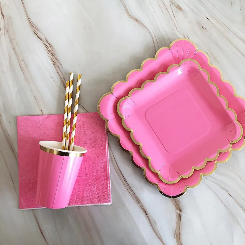 Χρυσό τριαντάφυλλο σερβίτσιο μιας χρήσης Χάρτινα πιάτα για πάρτι Φλιτζάνι Παιδικές μπομπονιέρες γενεθλίων Προμήθειες για πάρτι Διακόσμηση γάμου Κόκκινα σετ σερβίτσιων