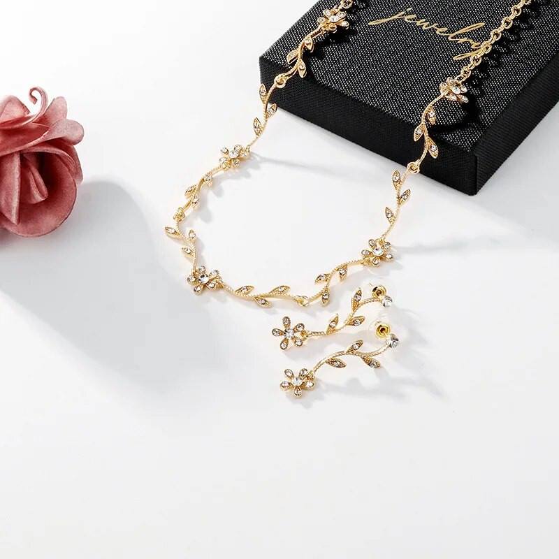 Σκουλαρίκια Κολιέ γάμου Νυφικά Σετ Κοσμήματα με λουλούδια Κρυστάλλινα Σετ Κολιέ με λουλούδια Μόδα κοσμήματα Δώρο