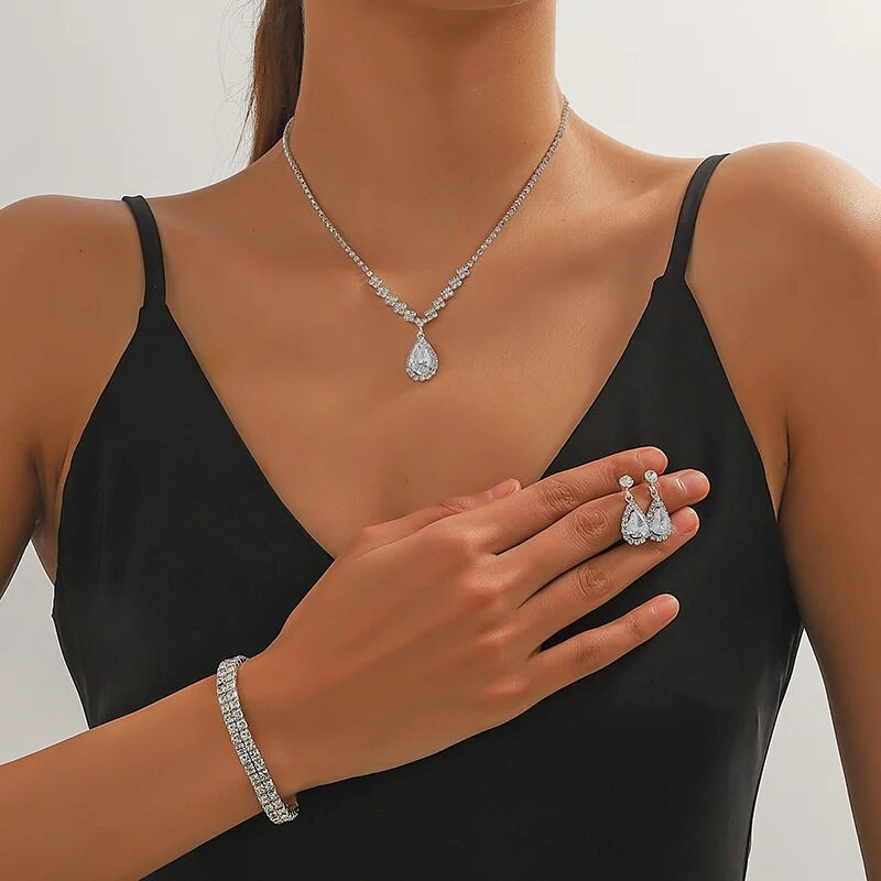 FYUAN Simple Water Drop Tsirkoon Kaelakee Kõrvarõngad Käevõru Naiste Kristallkõrvarõngad Pulmadeks Pruudi ehtekomplektid Aksessuaarid