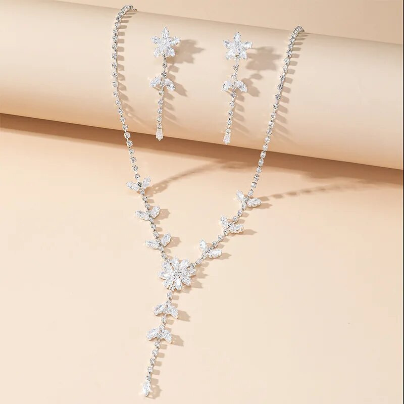 FYUAN geomeetrilised kristallist kaelakee kõrvarõngad naistele tsirkoonist lillekõrvarõngad pulmapruudi ehete komplektid aksessuaarid