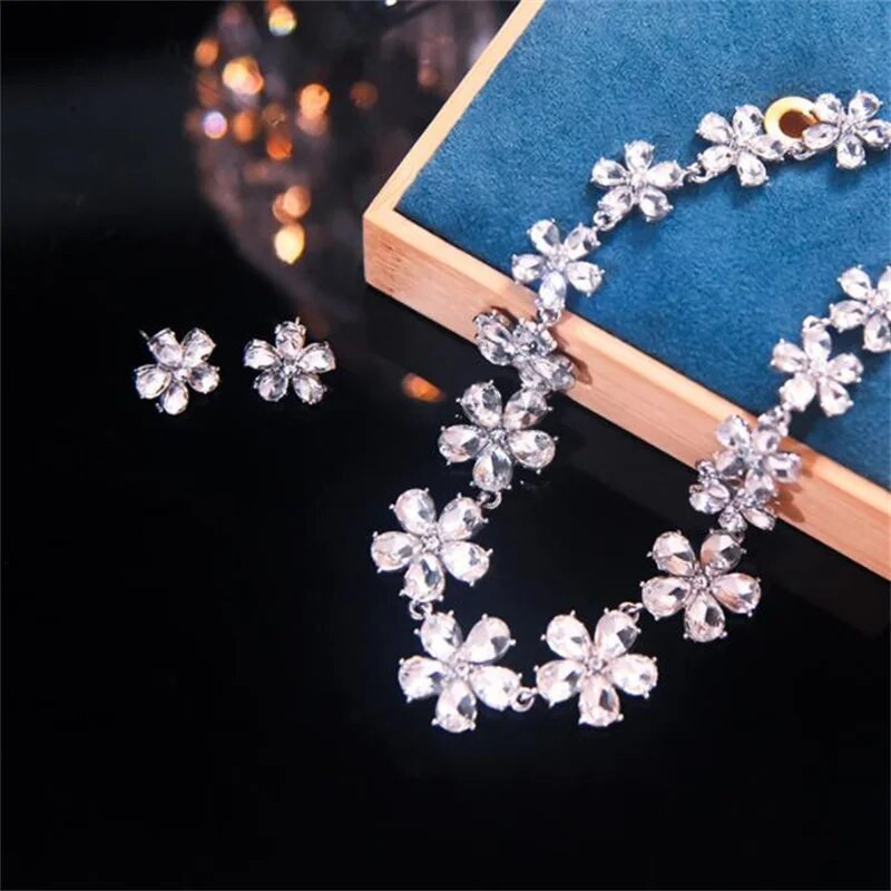 FYUAN Korea stiilis lillega kristallist kaelakee kõrvarõngad naistele naistele pulmade pruudi ehtekomplektid aksessuaarid